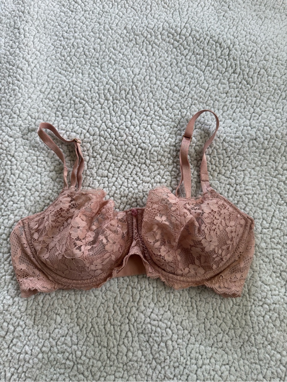 Victoria's Secret Dusty Rose Lace Underwire Bra